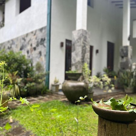 Apartamento Rustic Mahaweli Kandy Exterior foto