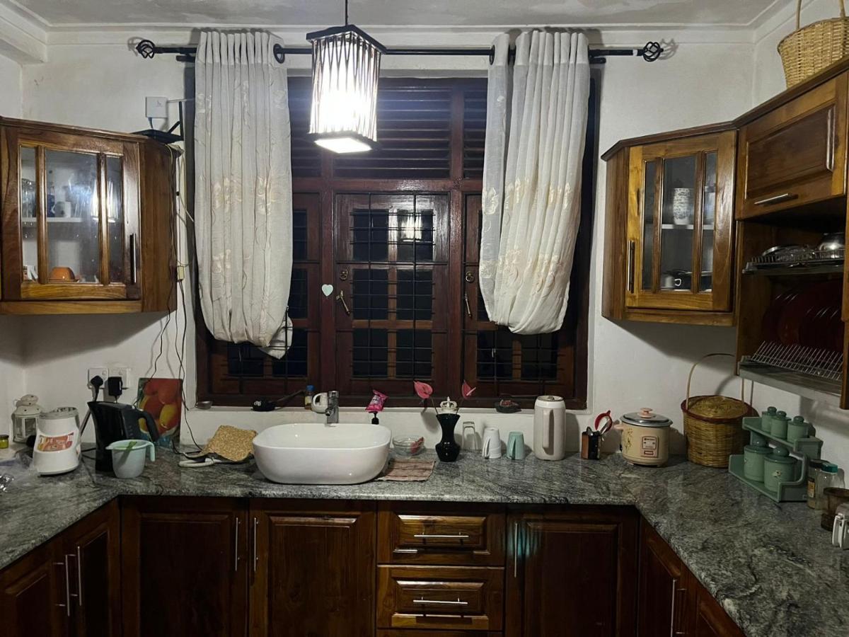 Apartamento Rustic Mahaweli Kandy Exterior foto